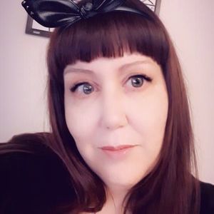 Meet your Posher, Kristin